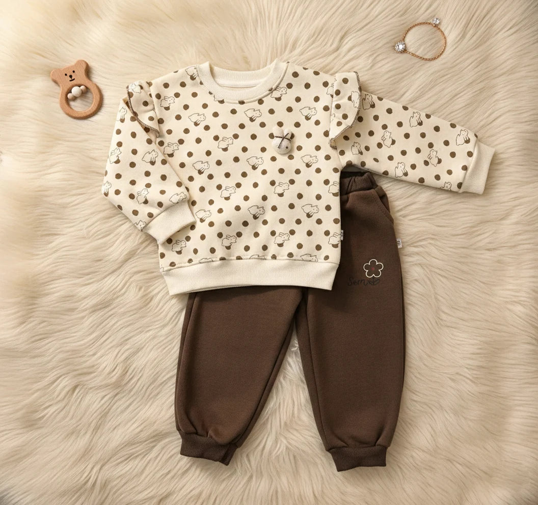 Designer Polka Dot Comfort: Ruffle Sweatshirt & Mocha Jogger Set