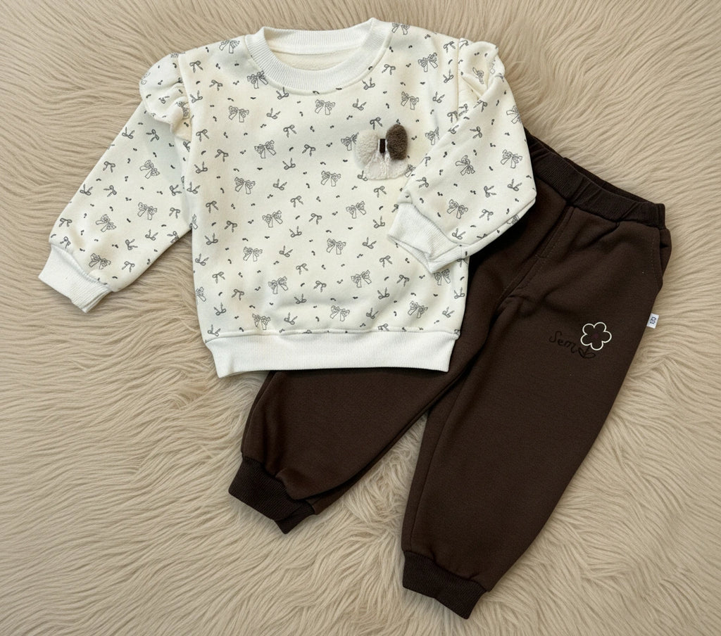 Chic Bow Print Fleece: Ruffle Shoulder Sweatshirt & Cocoa Jogger Set